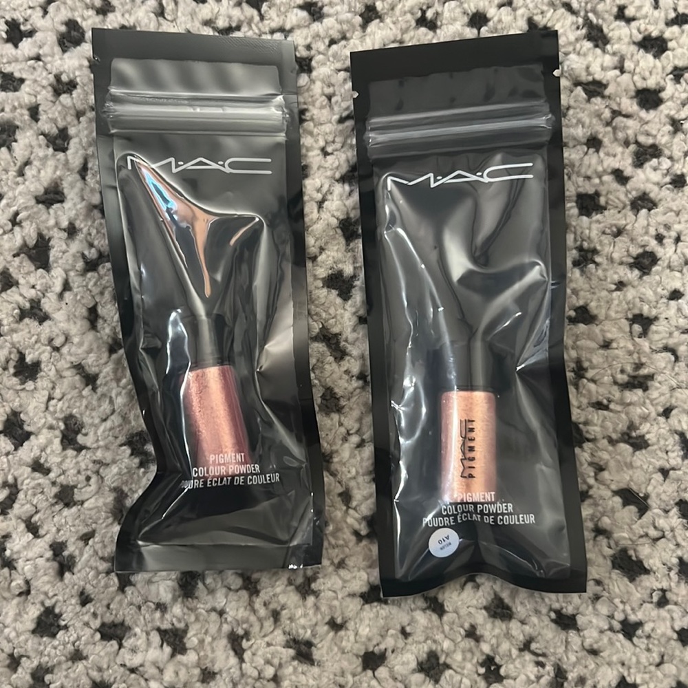 2 MAC Pigments Rose & Melon